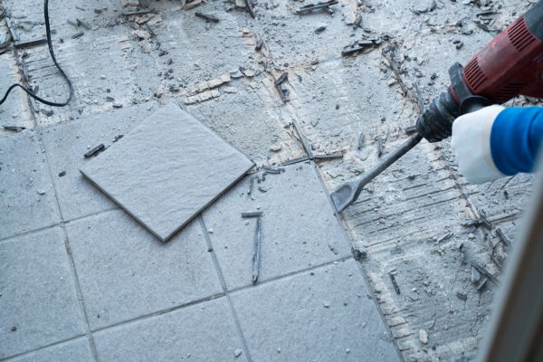 Flooring Removal Service in Easton